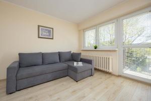 Cozy Apartment Suited For Remote Work by Noclegi Renters