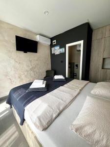 "Echo" B&B rooms, boutique beach hotel