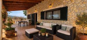 NEW Finca rustica con piscina