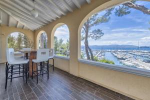 Villa les Romarins au port de Santa Lucia by Sea View Property Rental