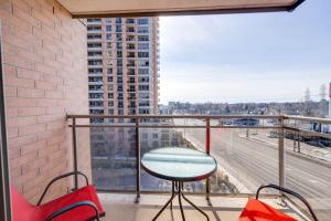Amazing Modern 2BR, 2BA Condo with Free Parking