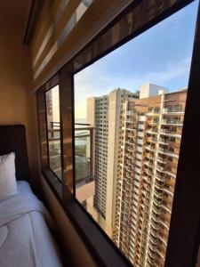 GOUTEI Homestay - The Radiance Manila Bay 1BR Extra Large, Pet Friendly, Free Parking, Near MOA, WTC, PICC and Star City