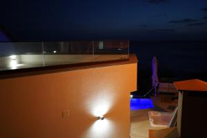 Vila Ladeira dos Zimbreiros - 3 bedroom, Jacuzzi, gym, AC, Pool with optional heated water