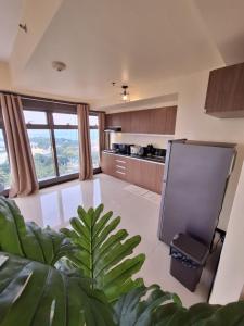 GOUTEI Homestay - The Radiance Manila Bay 2BR Big Family Unit, Pet Friendly, Free Parking, Near MOA, PICC and Star City