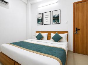 Mauryan Express Hotel Nangloi Metro