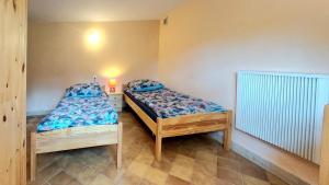 Dom wśród drzew, Boszkowo, Liliowa