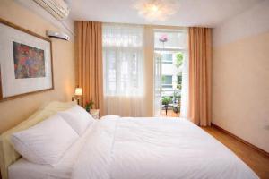 4 Bedrooms with Balcony Private House WestLake