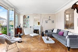 Elegance haussmannienne 3 chambres avec balcon - Auteuil