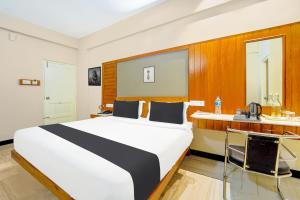 Super Hotel O Broadway Ernakulam