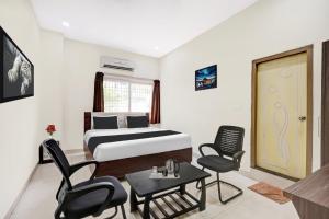 OYO Collection O Dabagardens Near RK Beach