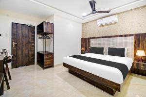 Hotel O Vijayawada Near Railway Station