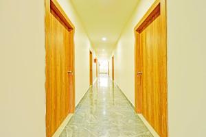 Super Townhouse Oak Kompally