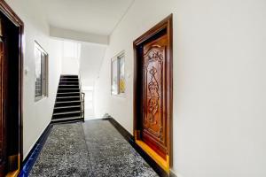 Super Collection O DLF CyberCity Hyderabad Formerly Key Suites