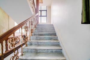 Super Hotel O Gurudwara Near RTC Complex