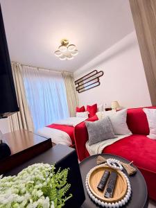 Modern Studio Apartment at Grand Midtown - Ngara