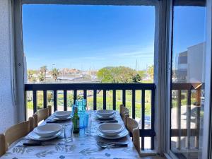 Studio Falaise terrasse, parking, proche plage