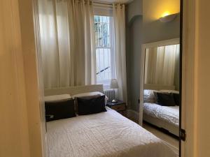 Beautiful 2 bedroom apartment on Abbey Road