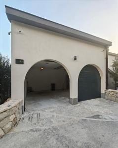 Suhi Potok apartment