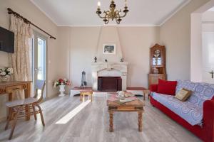 Creta Leisure Escape Private Pool & Garden Oasis