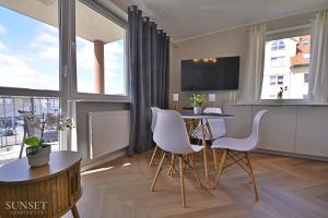 Sunset Apartments - Słoneczne dwa pokoje, kolej UBB, kawiarnie, restauracje, trasy rowerowe