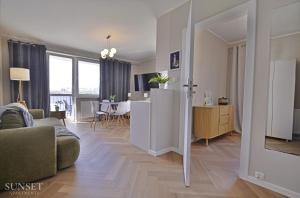 Sunset Apartments - Słoneczne dwa pokoje, kolej UBB, kawiarnie, restauracje, trasy rowerowe