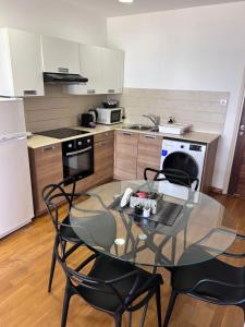 Ithaki Phinikoudes Apartment No. 202