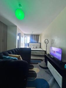 COZY AND MODERN SUPERIOR Studio NEAR AIRPORT
