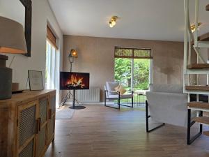 Beach & Dunes Bungalow with private garden and parking by NoordwijkMeer