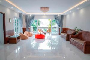 Ruby Ocean Villa Nha Trang View Biển