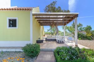 Celestial Melides Country House