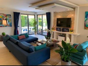 Cap dAntibes Luxury Family Villa