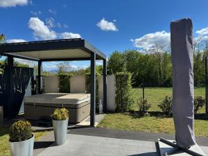 Maison avec jardin proche A75 et centre-ville