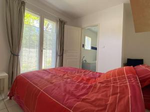 Maison au calme avec piscine privative - SPO000-040