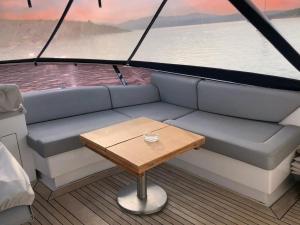 Blue Cruise In - Mavi Yolculuk