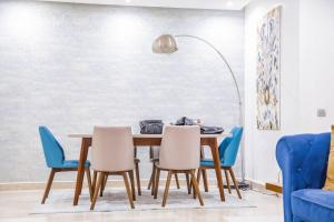 Elegant 2BR Haven in Hay Riad - Fast Wifi & Parking - 4