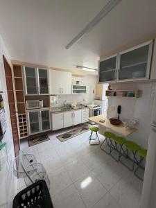 Apartamento luxo pé na areia Praia do Forte Cabo Frio