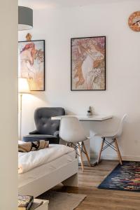 Lovely Prague Apartment 2