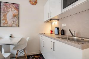 Lovely Prague Apartment 2