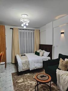 Cozy & Stylish Studio- Membly Star Height Naivera