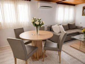 Arena Apartment