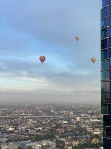 Level 52 Skyview AVANT