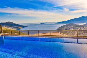Luxury villa with private pool, sea views, and sauna