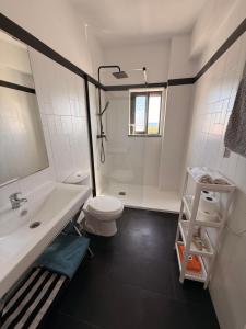 Enjoy VIEW apartment - ocean, surf, beach, eat & work