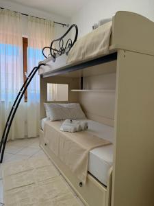 Turquoise house img1