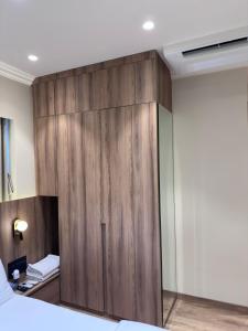 Rudraya Homes - Cozy Premium Serviced Apartments Khar - next to Bandra