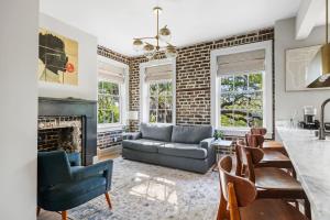 Luxury King Suite Full Kitchen 3rd Floor
