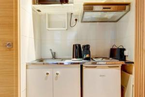 TBS 329 - Charming studio in Paris