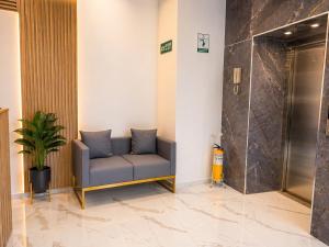 Aw Hotel Embassy Corner - Corferias, Embajada EEUU & Vive Claro