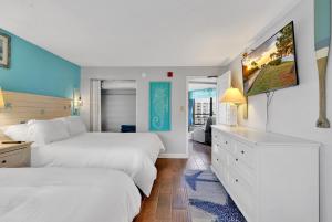 Oceanfront Escape Monterrey Bay 1BR Pools & Views! ️