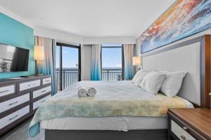 Grande Cayman 3BR Ocean Views & Resort Perks